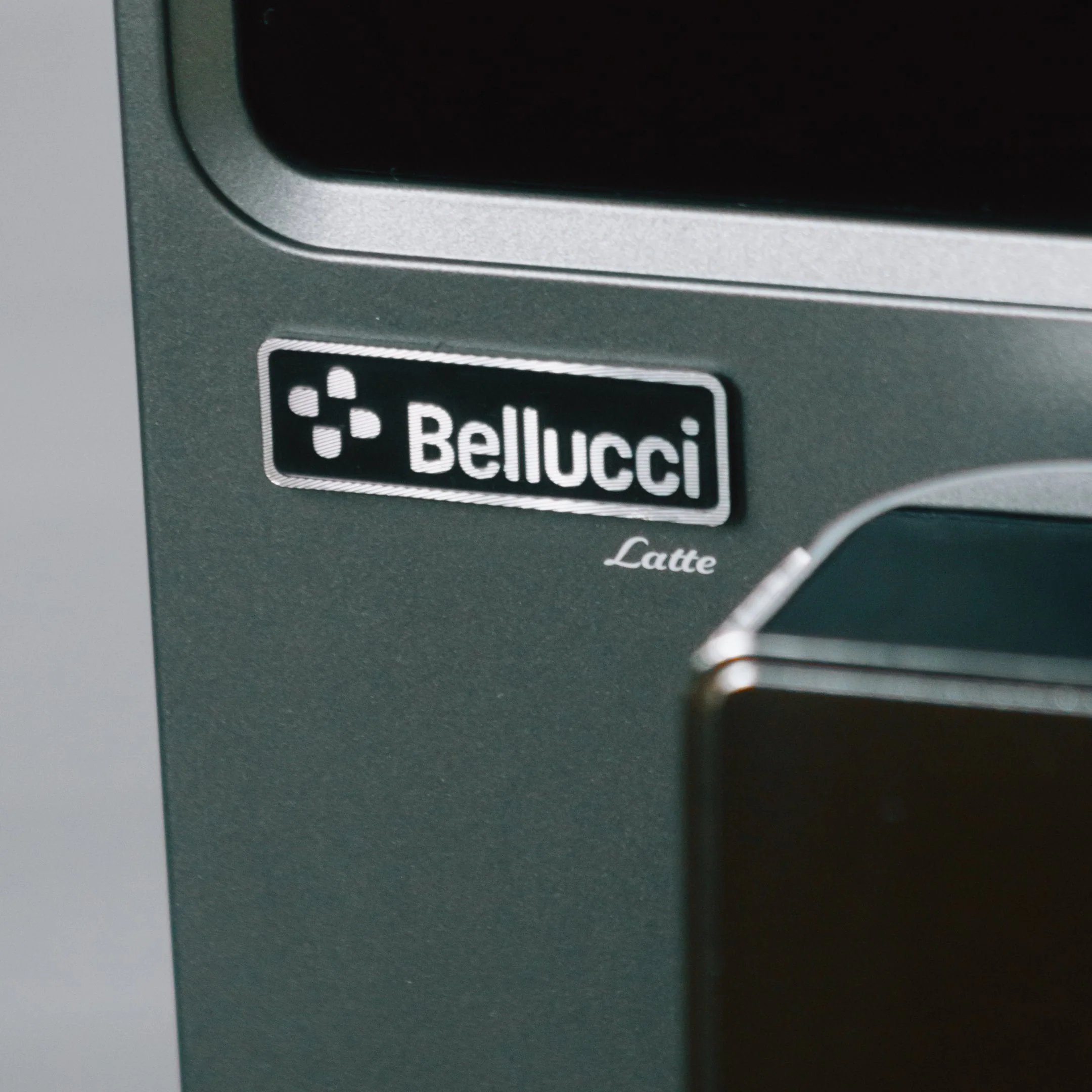 Bellucci Slim Latte - Image 3